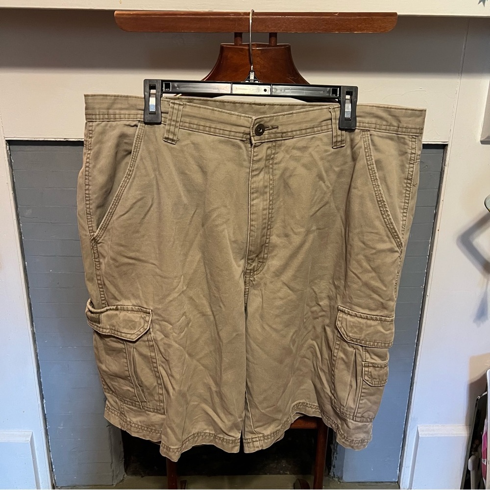 Men's Tan Cargo Shorts
